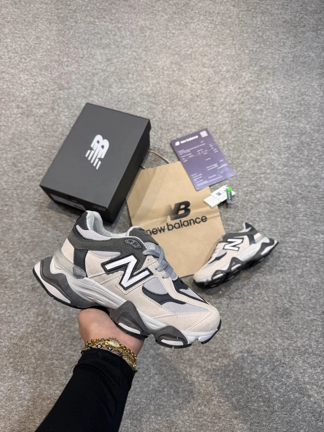 NB9060 Gri